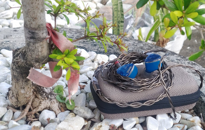 DUNU DN142: Calming Yet Sparkly Tuned Just Like The Dragon Prince.