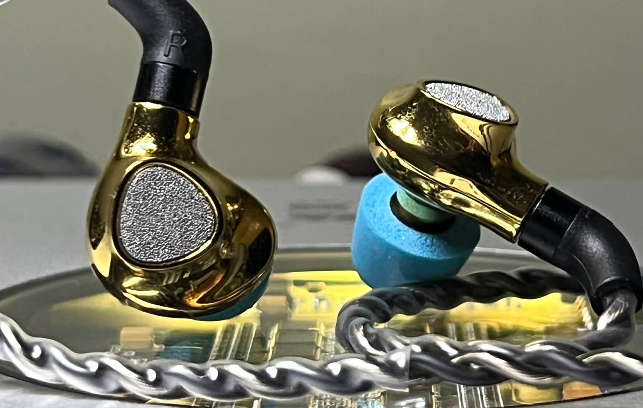 Gold, Power, and Precision: TinHifi P2 Ultra Review