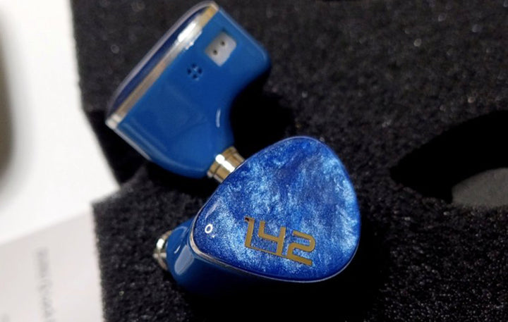 DUNU DN142: This IEM "Blue" My Mind