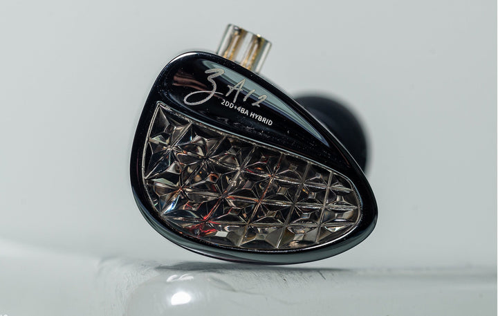 KZ ZA12: A Visually Beautifully IEM Let Down by Tuning