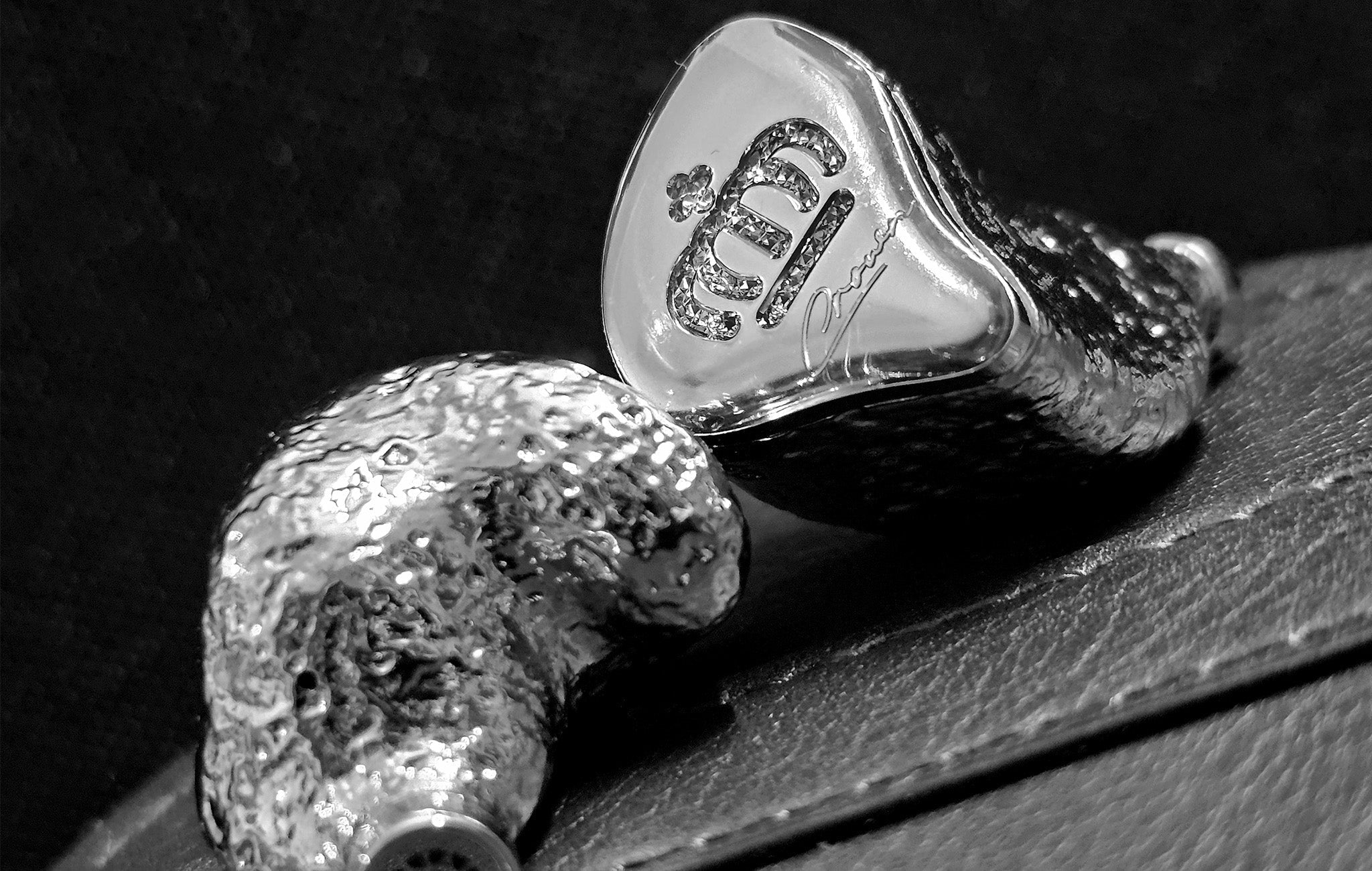VSA-PM Crown - A Truly Crown-Deserving Planar IEM
