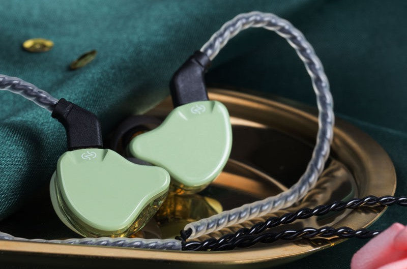 CCZ Emerald is one of the “best” IEMs