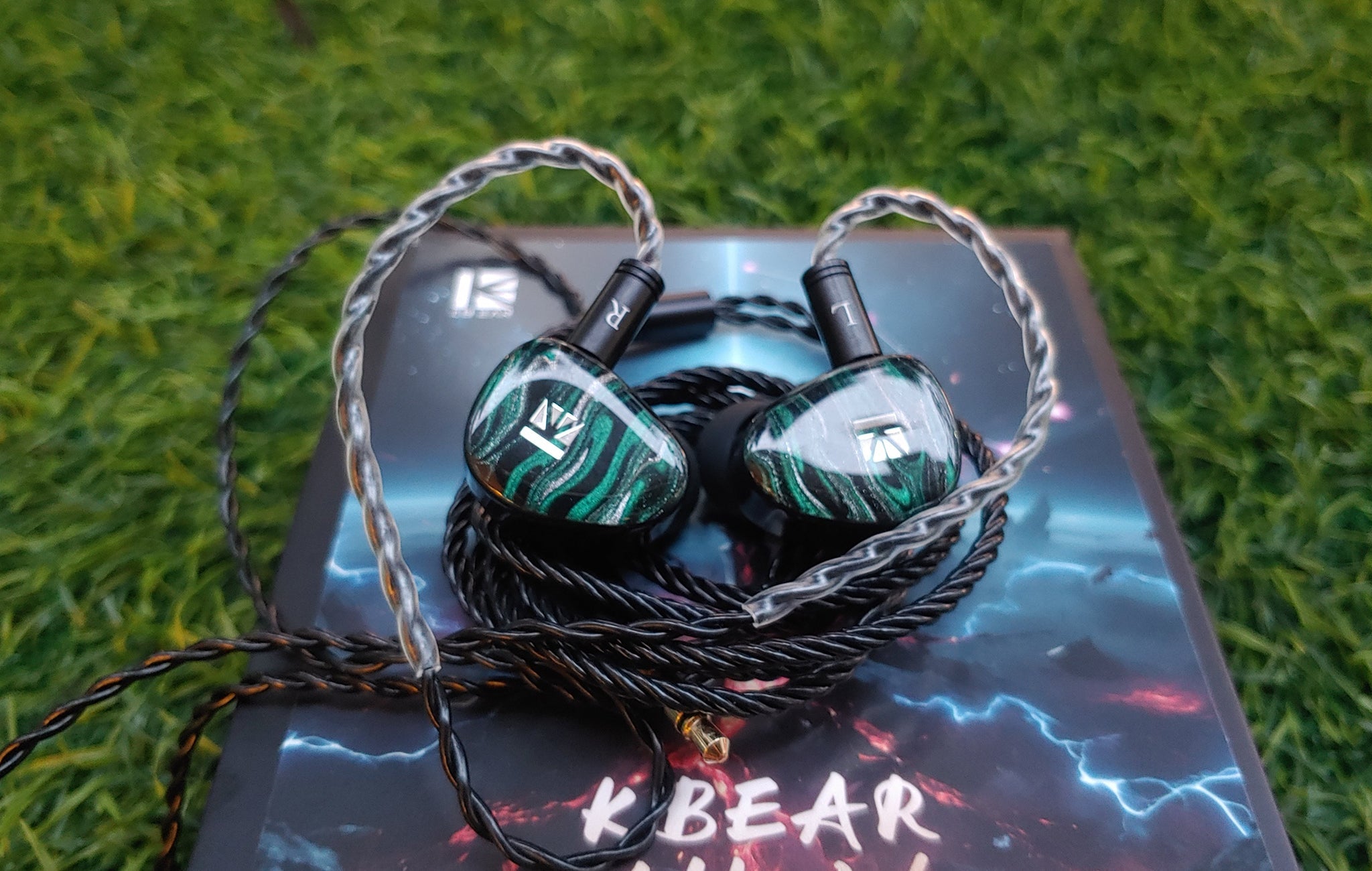 KBEAR KB03 ALKAID: Unusual Ambient Sounding