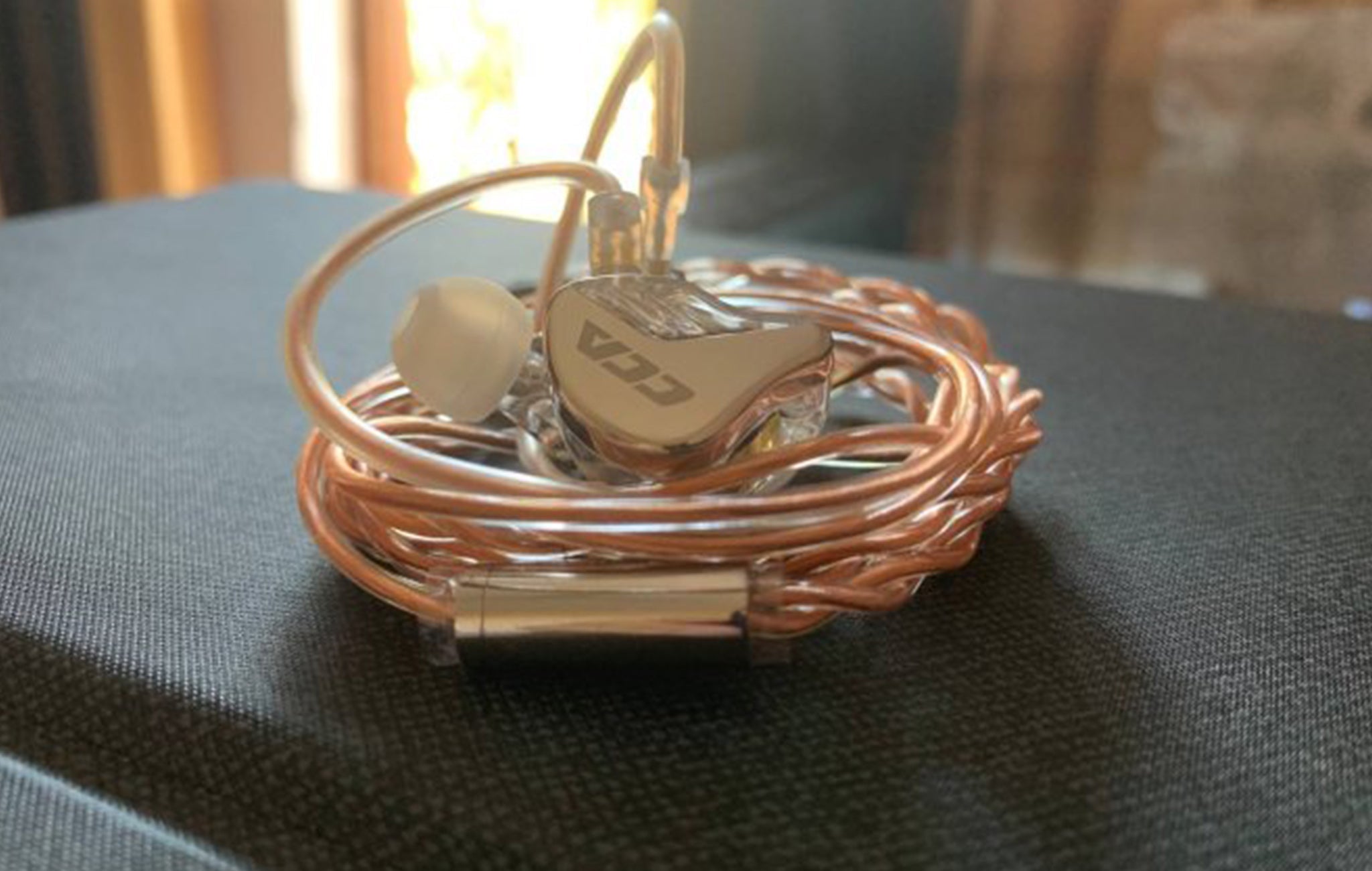 The Review Of The CCA CRA Ultra-Thin Diaphragm Dynamic Driver IEM