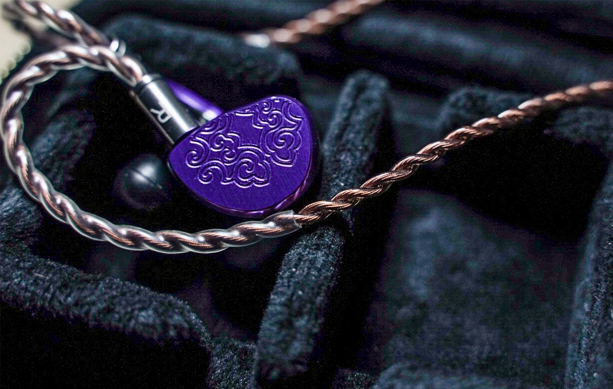 Tangzu Zetian Wu: Authoritative Like An Empress