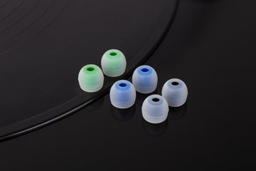 The KBEAR 135 Eartips: Injecting Weight, Warmth, and Zero-Pressure Comfort
