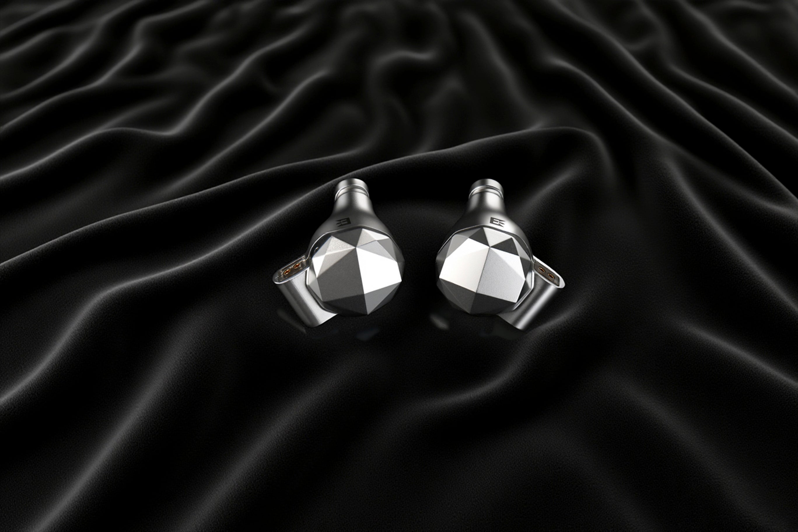 Are IEMs More Detailed Than Headphones?