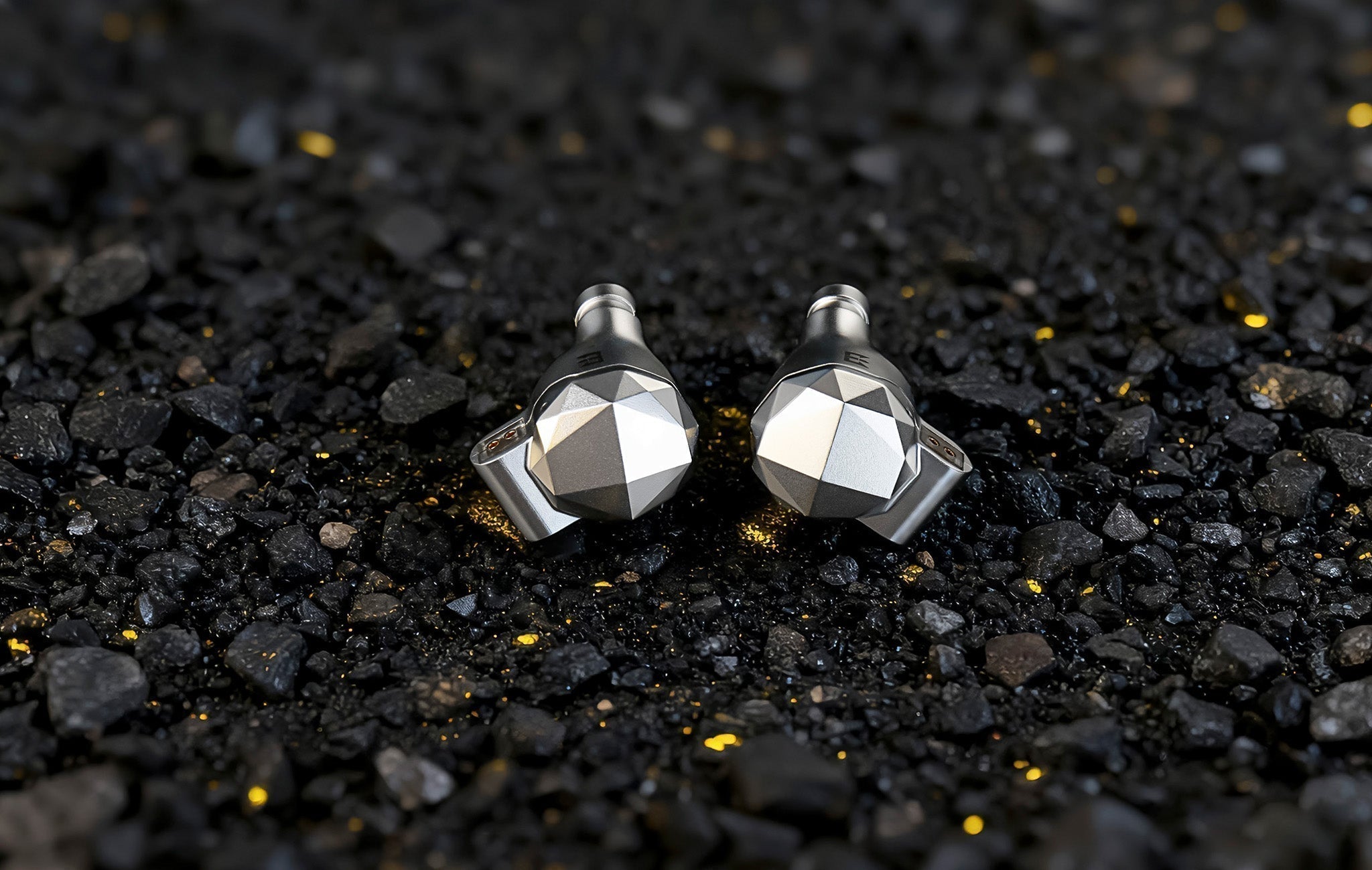 TRI KongTong I2: What Makes the in Ear Monitor(IEM) Special?