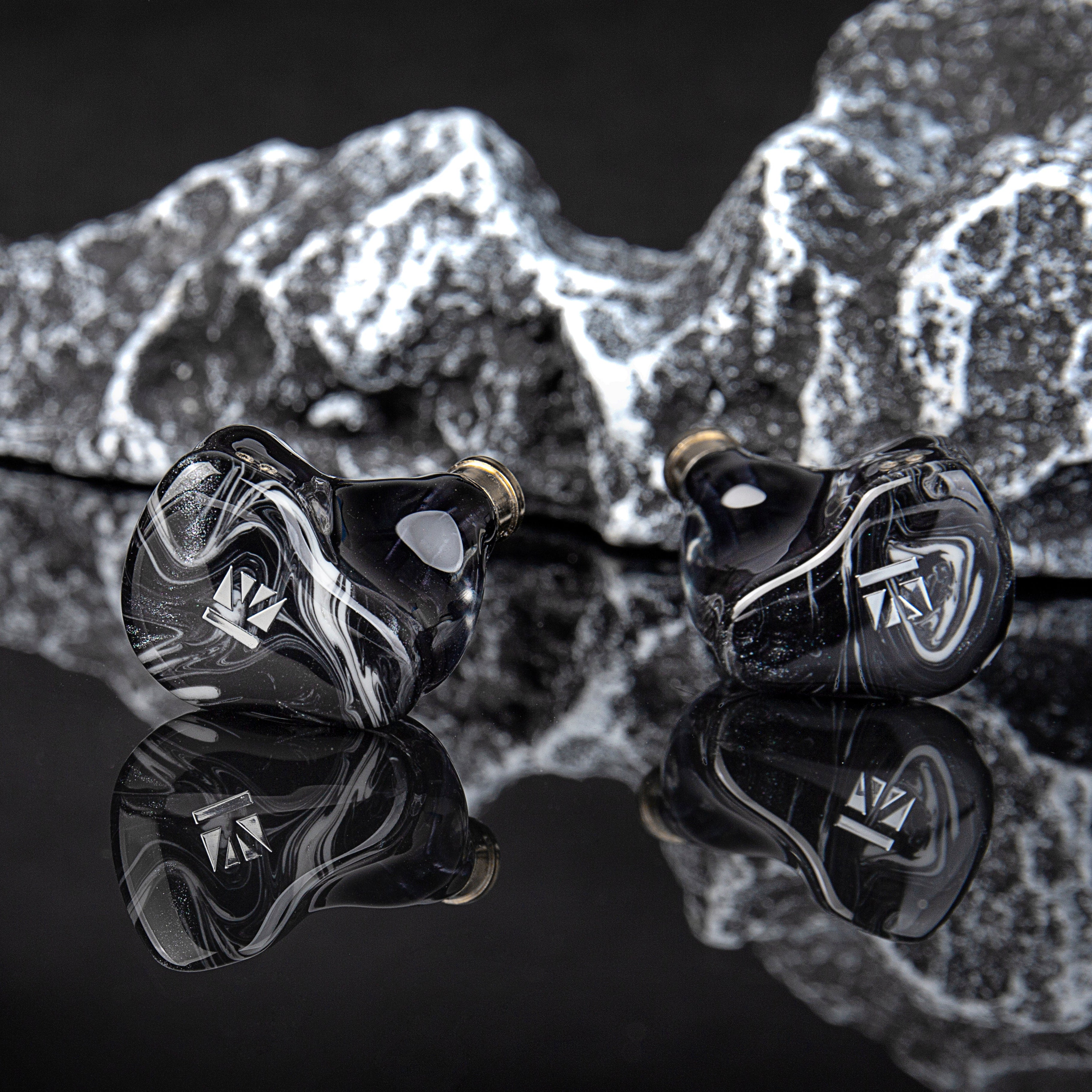 KBEAR Voyages SR-8——Clearance】1DD+3BA Hybrid HiFi In Ear